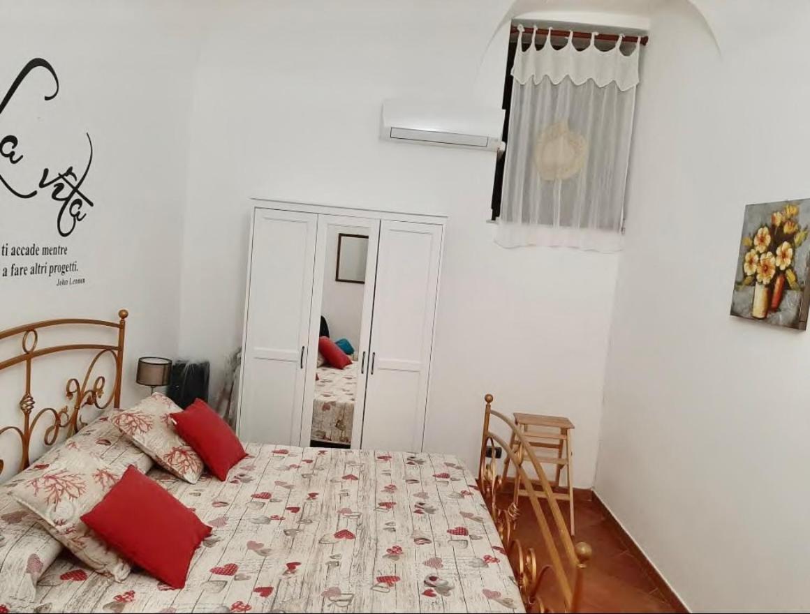 Casa Vacanze Mimi Чефалу Экстерьер фото